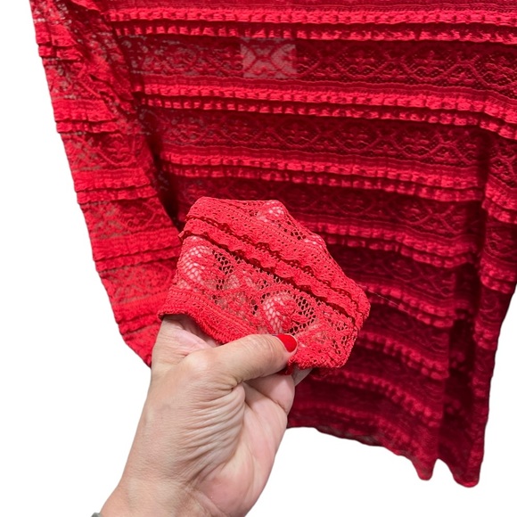 COPY - Red Lace Top - Size Extra Large - Picture 3 of 4